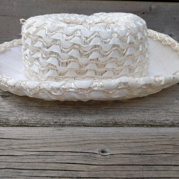 Vintage 60s White Hat Ribbon Velvet Bow Aurora Borealis - Picture 4 of 9